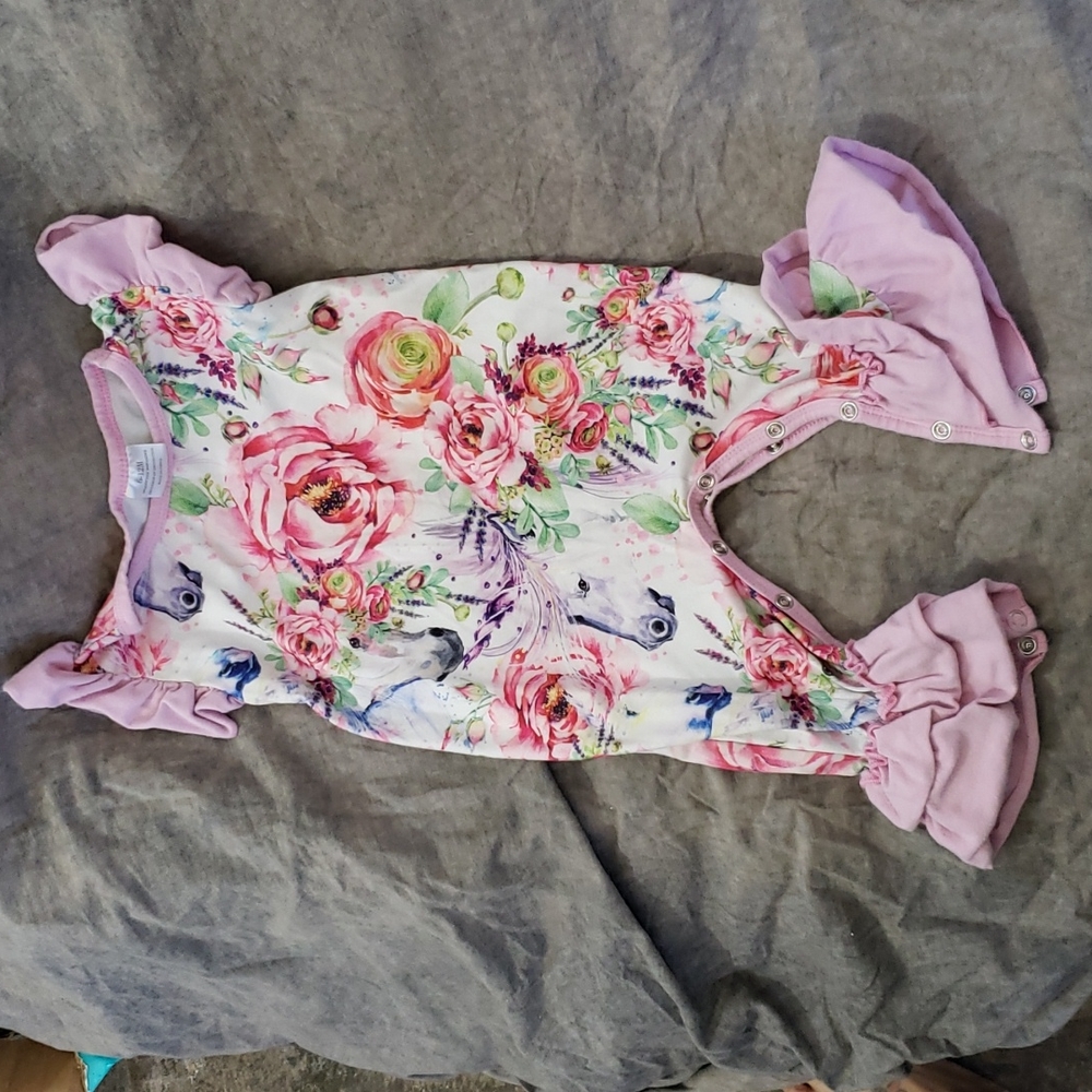 6-12M Unicorn Romper